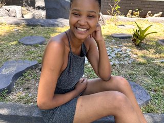 Erotický videohovor MilkyBlondie2