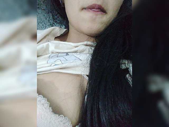 Snímky obrazovky vysielania MilkYwaYya