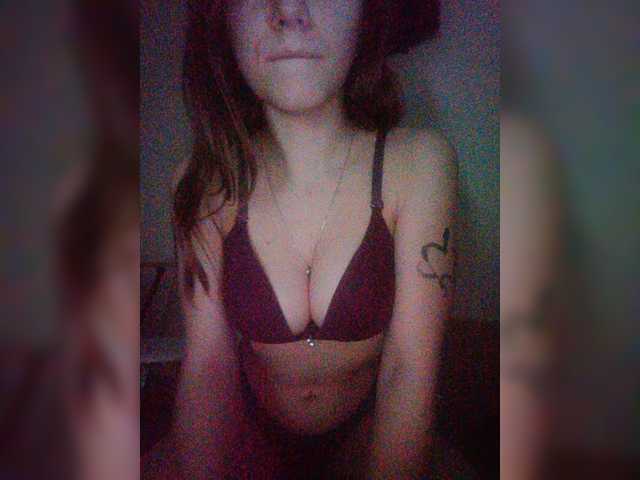 Snímky obrazovky vysielania MillanaJee