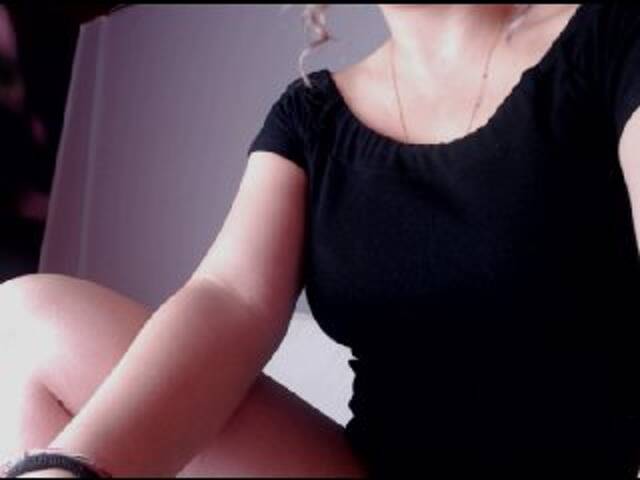 Snímky obrazovky vysielania A0MYTAY