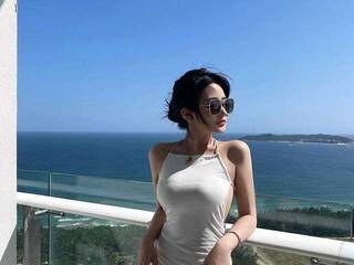 Erotický videohovor Mina23ii