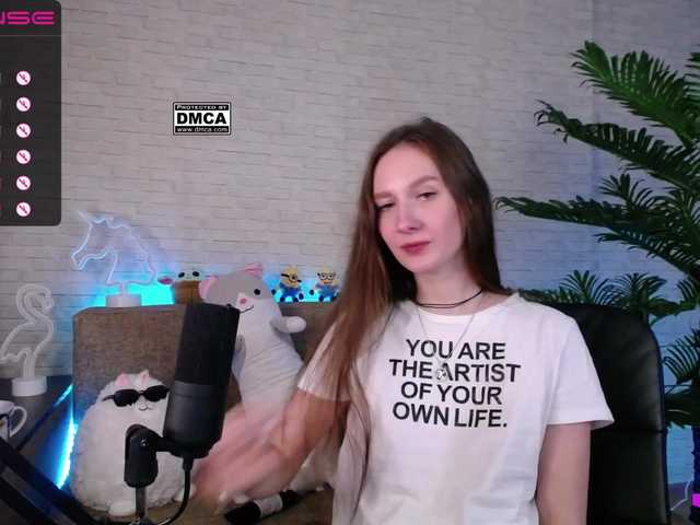 Snímky obrazovky vysielania RumGirl