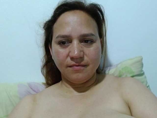 Snímky obrazovky vysielania MirandaPalmer