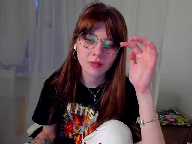 Snímky obrazovky vysielania Mishka-lo