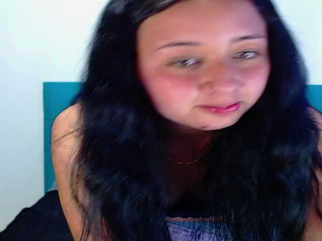 Snímky obrazovky vysielania Miss-Candy