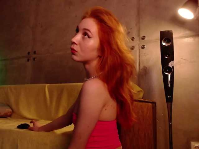 Snímky obrazovky vysielania MissIzi