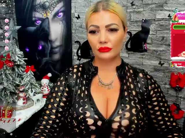 Snímky obrazovky vysielania Mistress-Marilyn