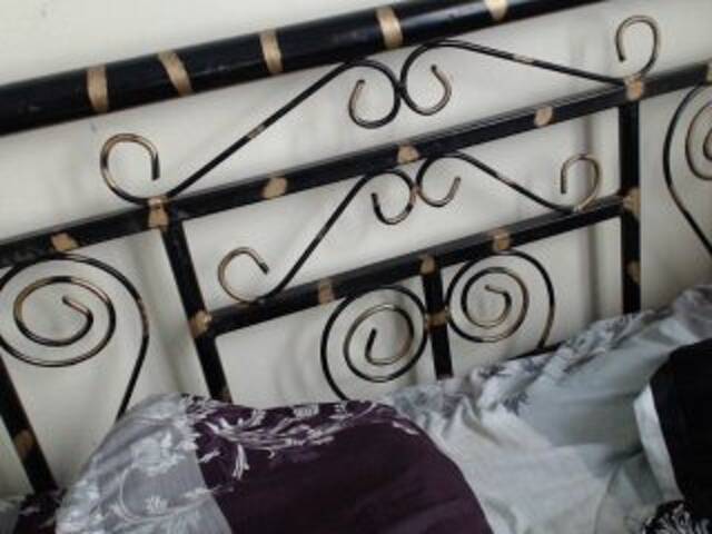 Snímky obrazovky vysielania Crazyfoi