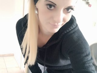 Erotický videohovor MoaningKitty23
