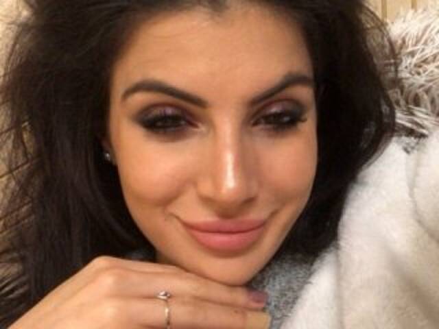 Snímky obrazovky vysielania _SWEEETY_