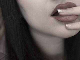 Erotický videohovor Molly-molly