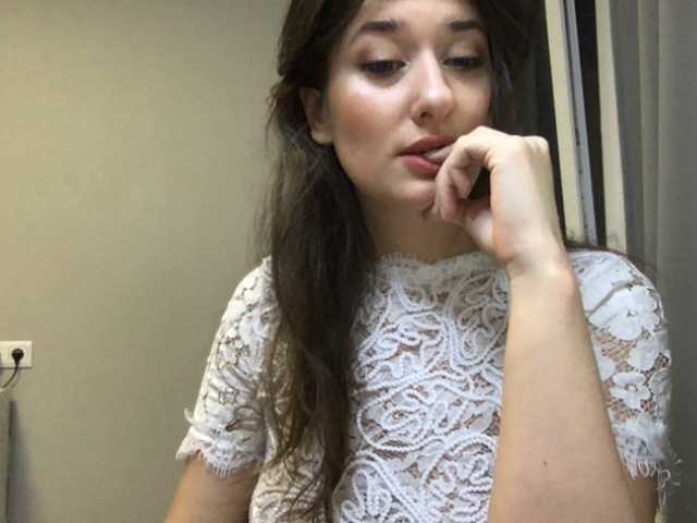 Snímky obrazovky vysielania molly4you