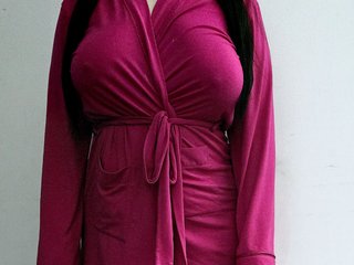 Erotický videohovor MommycurvyX1