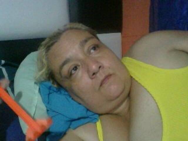 Snímky obrazovky vysielania monalindagold