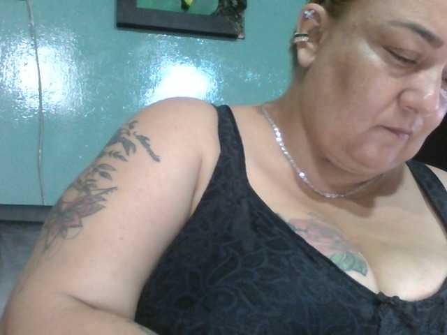 Snímky obrazovky vysielania monalindagold