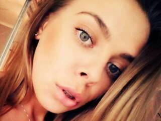 Erotický videohovor moodygirl