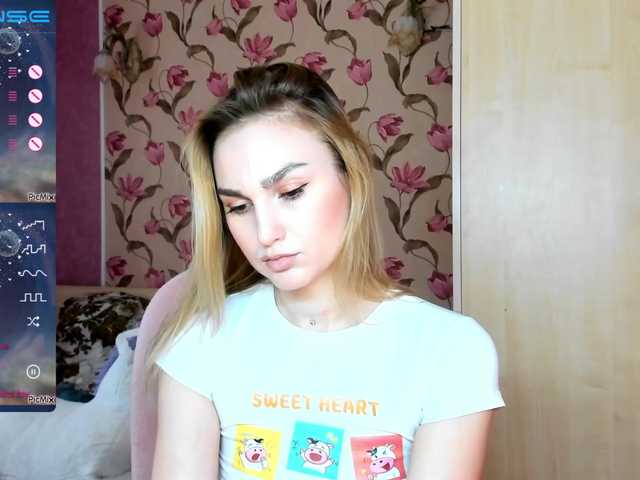 Snímky obrazovky vysielania _Honey_