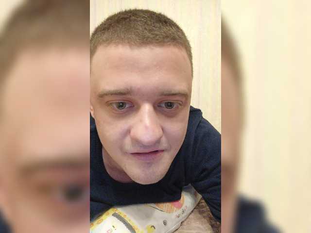 Snímky obrazovky vysielania Ms_AND_Mr