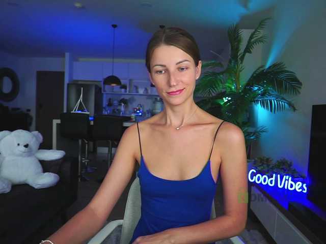 Snímky obrazovky vysielania Anna_Shine
