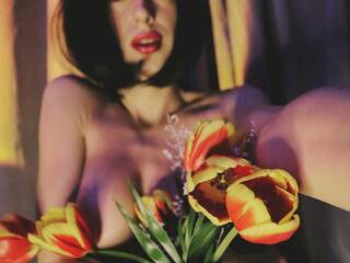 Erotický videohovor Mussaenda