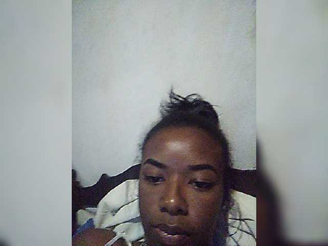 Snímky obrazovky vysielania Myahkittie