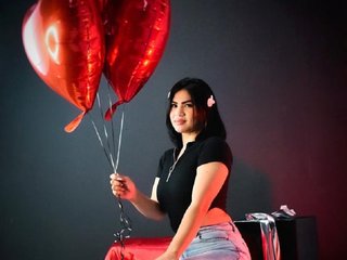 Erotický videohovor Nahomi-