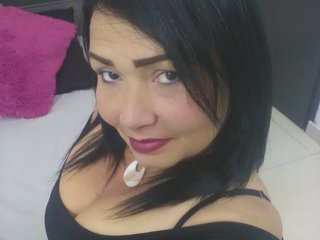 Erotický videohovor Nahomi-sexy1