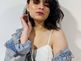 Erotický videorozhovor Najwaa-18
