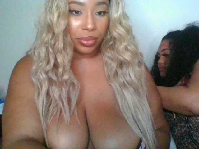 Fotografie nanaluv Animal Print Ebony Babess, @ 2,000 will show boobs for you baby ; 9 tokens raised so far; 2,000 more tokens to go daddy