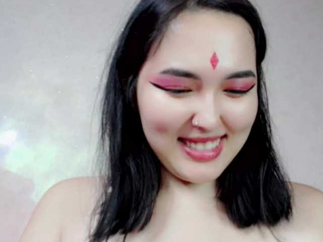 Fotografie NannaJonn WARNING! HERE U CAN CUM REALLY FAST! BE CAREFUL. Asian girl with big juicy ass will ride on ur dick! #horny #asian #bigass