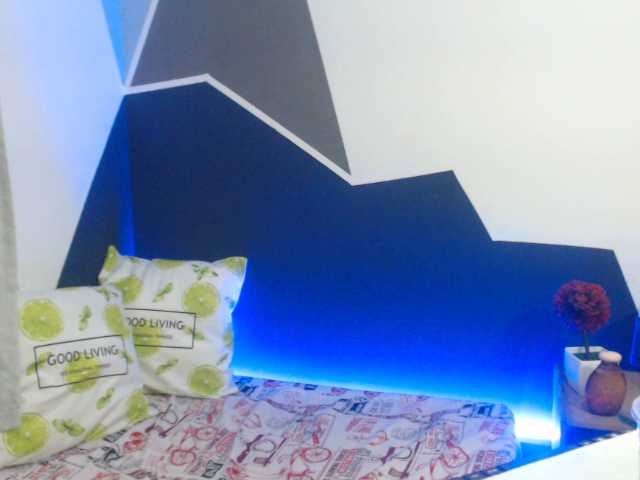 Snímky obrazovky vysielania naomi20