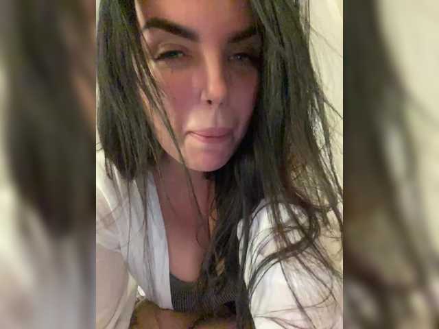 Snímky obrazovky vysielania SecretVibe