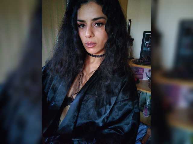 Snímky obrazovky vysielania NatashaDiore