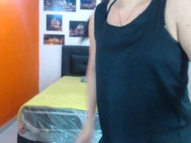 Snímky obrazovky vysielania nathashasex3