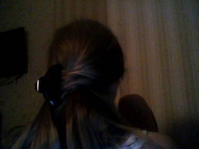 Snímky obrazovky vysielania naturalblonde