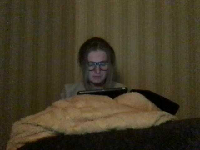 Snímky obrazovky vysielania naturalblonde