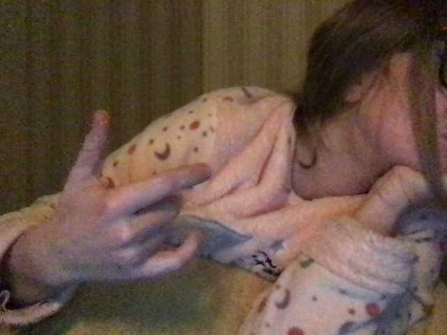 Snímky obrazovky vysielania naturalblonde