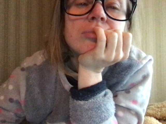 Snímky obrazovky vysielania naturalblonde