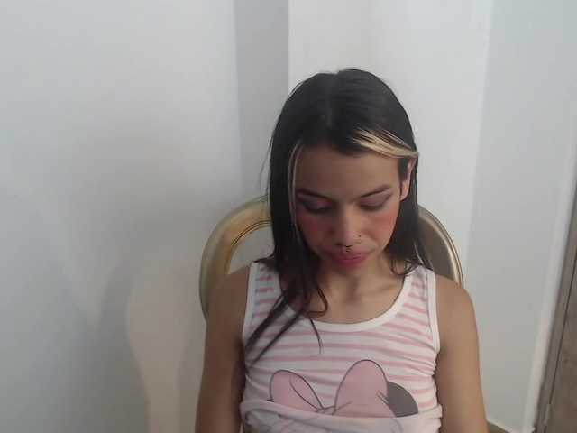 Snímky obrazovky vysielania NatyBernett