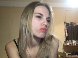 Snímky obrazovky vysielania NaughtyAlex1