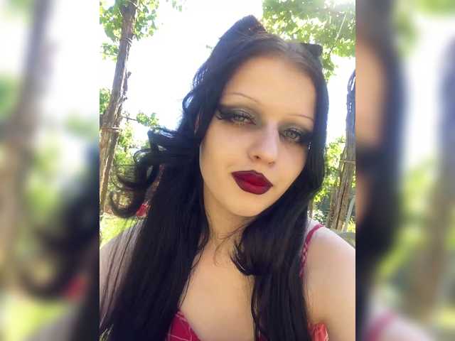 Snímky obrazovky vysielania NaughtyAnna