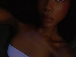 Erotický videohovor NaughtyCherie