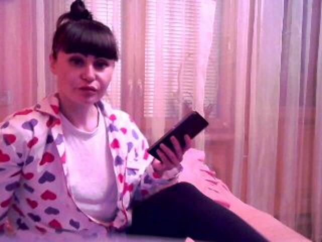 Snímky obrazovky vysielania Naughtykesha1