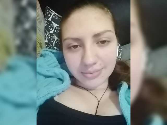 Snímky obrazovky vysielania NewEffectEyes