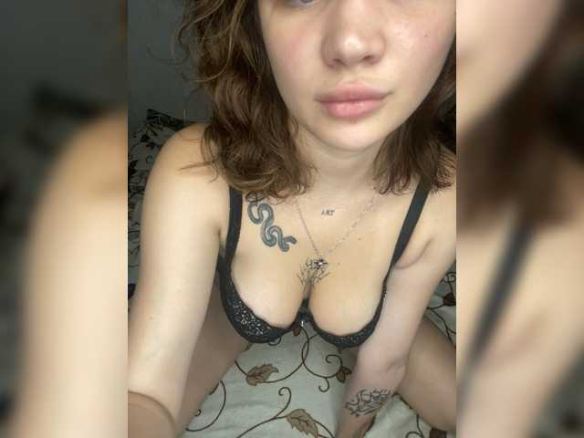 Snímky obrazovky vysielania Nicole-2