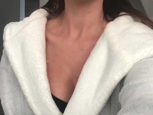 Snímky obrazovky vysielania nicole21x