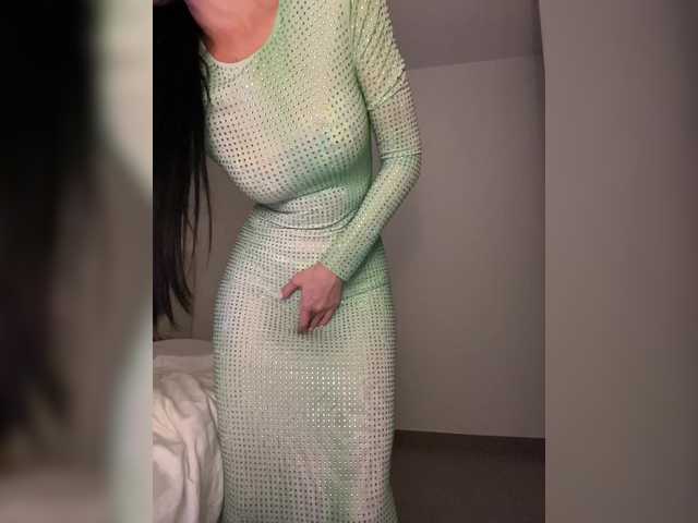 Snímky obrazovky vysielania nicole21x