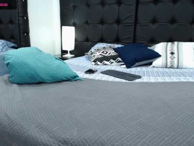 Snímky obrazovky vysielania Nicoleex