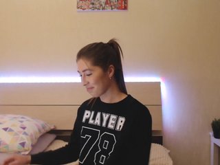 Snímky obrazovky vysielania Alisee_