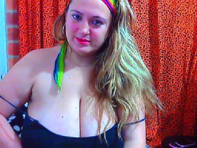 Fotografie Ninphoanal69L TITS 40 TOK ASS 20 TOK STAND UP 25 SEE CAM 15 TOK NAKED 100 TOK NAKED AND DILDO 200 TOK ADD FRIEND 5 TOK